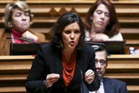 CRISTAS DIZ QUE IMPOSTOS E DEGRADAÇÃO DE SERVIÇOS PAGARAM PERMANÊNCIA NO PODER DE COSTA