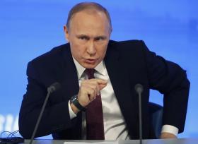 PUTIN DIZ QUE OS RUSSOS FORAM OS ÚNICOS QUE ACREDITARAM NA VITÓRIA DE DONALD TRUMP