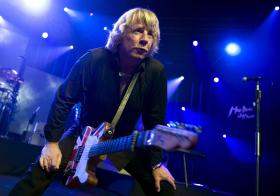 MORREU O GUITARRISTA RICK PARFITT, DE 68 ANOS, DA BANDA STATUS QUO