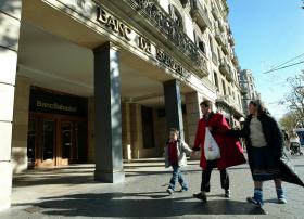 BANCO ESPANHOL SABADELL FECHA 250 AGÊNCIAS E REDUZ NÚMERO DE EMPREGADOS EM 2017