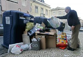 PORTUGAL COLOCOU EM ATERRO 34% DO LIXO EM 2015 – GOVERNO