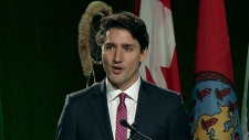 O primeiro-ministro Trudeau faz observações na assembleia de chefes especiais da AFN, em Gatineau, Québec - 6 de dezembro de 2016