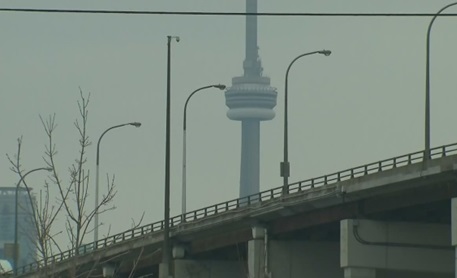 ASSEMBLEIA VOTA A FAVOR DE MANTER A TORONTO HYDRO