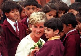 CARTAS DA PRINCESA DIANA ARREMATADAS EM LEILÃO POR QUASE 18.000 EUROS