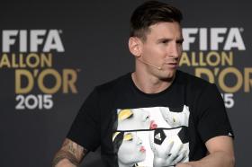 FUTEBOLISTAS DO FC BARCELONA AUSENTES DA GALA DA FIFA