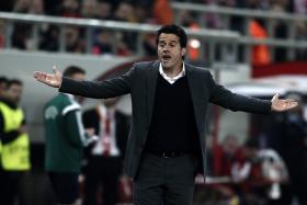 MARCO SILVA ESTREIA-SE COM UMA VITÓRIA NO COMANDO TÉCNICO DO HULL