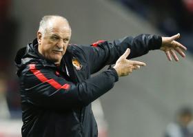 SCOLARI ASSUME-SE FELIZ PELO “MENINO MARAVILHOSO” CRISTIANO RONALDO