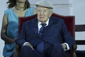 ÓBITO/SOARES: CORPO CHEGA AOS JERÓNIMOS NA SEGUNDA-FEIRA ÀS 13:00, FUNERAL NA TERÇA ÀS 15:30