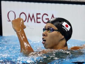 JAPONÊS IPPEI WATANABE BATE RECORDE DO MUNDO DOS 200 METROS BRUÇOS