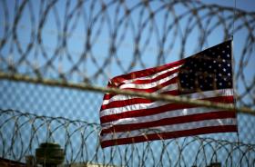 AMNISTIA FAZ PEDIDO URGENTE A OBAMA: “NÃO DEIXE GUANTÁNAMO PARA TRUMP”