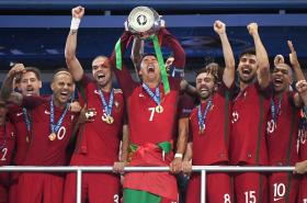 SELEÇÃO PORTUGUESA E CRISTIANO RONALDO NOMEADOS PARA OS PRÉMIOS LAUREUS