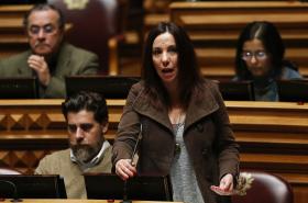 “OS VERDES” ORGANIZAM JORNADAS PARLAMENTARES COM ALMARAZ NA AGENDA