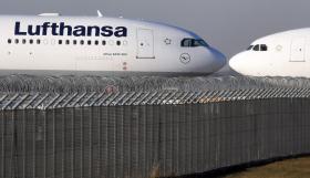 LUFTHANSA VAI CONTRATAR 3.000 PESSOAS EM 2017 SOBRETUDO ASSISTENTES DE BORDO