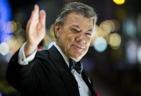 PRESIDENTE DA COLÔMBIA APELA À CONSTRUÇÃO DA PAZ EM 2017 APÓS FIM DAS FARC