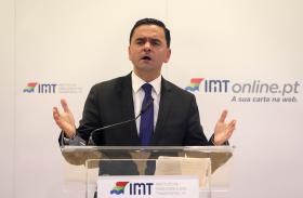 DIRETOR DO GABINETE DE ACIDENTES COM AERONAVES OPÔS-SE REPETIDAMENTE ÀS ORIENTAÇÕES – GOVERNO