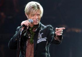 DAVID BOWIE E LEONARD COHEN ENTRE OS NOMEADOS AOS BRIT AWARDS