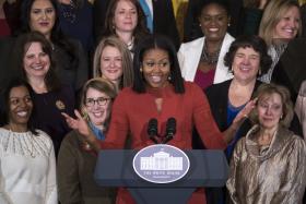 DIVERSIDADE “NÃO É UMA AMEAÇA”, LEMBRA MICHELLE OBAMA NO SEU ÚLTIMO DISCURSO ENQUANTO PRIMEIRA-DAMA