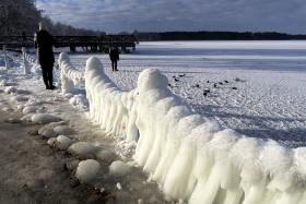 VAGA DE FRIO POLAR NA EUROPA CAUSA 10 MORTOS NA POLÓNIA