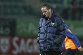 PETIT DEIXA DE SER TREINADOR DO TONDELA
