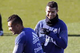ZIDANE VOLTA A ‘DAR DESCANSO’ A CRISTIANO RONALDO NA TAÇA DO REI