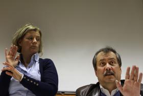FENPROF QUER QUE DOCENTES DE LÍNGUA GESTUAL DEIXEM DE SER CONTRATATOS COMO TÉCNICOS