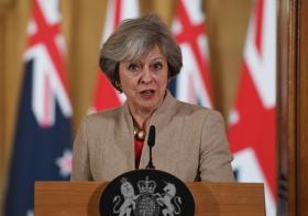 PM BRITÂNICA PEDIRÁ UNIÃO AOS CIDADÃOS EM DISCURSO SOBRE O ‘BREXIT’ – JORNAIS BRITÂNICOS