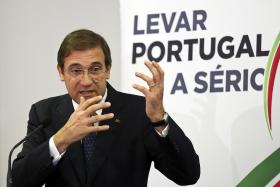 PASSOS COELHO DIZ QUE PCP E BLOCO DE ESQUERDA COMEÇAM O ANO A “METER BAIXA”