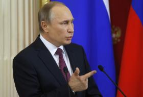 PUTIN RIDICULARIZA ACUSAÇÕES DE ESPIONAGEM RUSSA SOBRE DONALD TRUMP