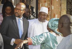 TROPAS SENEGALESAS NA GÂMBIA PARA OBRIGAREM JAMMEH A PASSAR PODER A NOVO PR