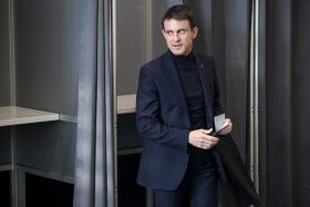 HAMON E EX-PM VALLS VÃO DISPUTAR SEGUNDA VOLTA DAS PRIMÁRIAS SOCIALISTAS EM FRANÇA