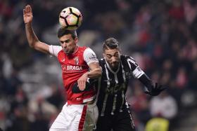 VITÓRIA DE GUIMARÃES VENCE EM BRAGA E APROXIMA-SE DO PÓDIO DA I LIGA DE FUTEBOL