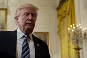 LÍDER REPUBLICANO DO SENADO AVISA TRUMP QUE PLANO DE INFRAESTRUTURAS TEM DE SER PAGO