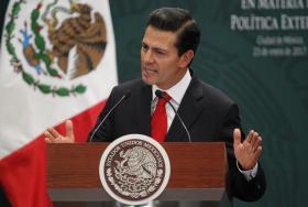 PRESIDENTE DO MÉXICO “LAMENTA E CONDENA” ORDEM DE DONALD TRUMP PARA ERGUER MURO