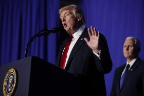 DONALD TRUMP DIRIGE ULTIMATO AO HOMÓLOGO DO MÉXICO SOBRE MURO FRONTEIRIÇO
