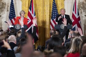 TRUMP E MAY SUBLINHAM “RELAÇÃO ESPECIAL”, APOIO “TOTAL” À NATO E MANUTENÇÃO DAS SANÇÕES À RÚSSIA