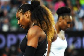SERENA WILLIAMS BATE IRMÃ VENUS E CONQUISTA 23.º TÍTULO DO OPEN DA AUSTRÁLIA