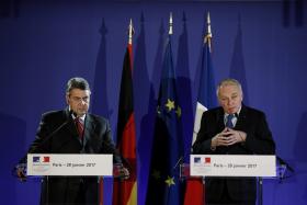 FRANÇA E ALEMANHA MANIFESTAM PREOCUPAÇÃO COM DECISÕES DE TRUMP