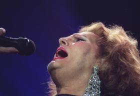 CD “AMÁLIA EM ITÁLIA” REVELA DOIS ÁLBUNS NUNCA EDITADOS EM PORTUGAL