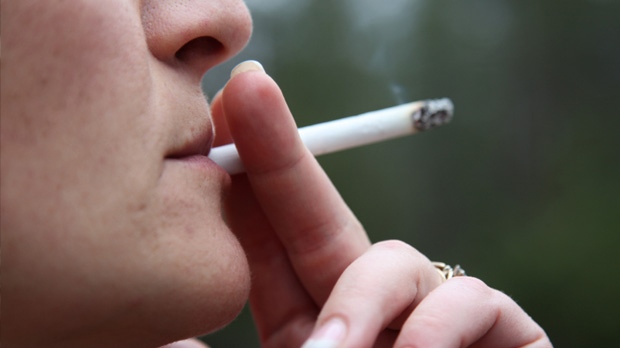 CONSUMO DE TABACO PODE TIRAR A VIDA A 6500 QUEBEQUENSES EM 2017