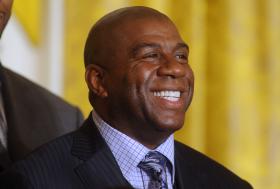 MAGIC JOHNSON REGRESSA AOS LAKERS PARA RECOLOCAR O CLUBE NA ELITE DA NBA