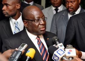 SECRETÁRIO-GERAL DO MPLA É O NÚMERO TRÊS DA LISTA E MANUEL VICENTE DESCE PARA 24.º