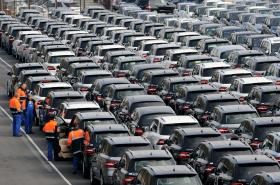 VENDAS DE AUTOMÓVEIS LIGEIROS DEVEM SUBIR 2% EM 2017 –  ACAP