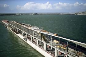 TERMINAL DO PORTO DE LEIXÕES E CASA CABO DE VILA PREMIADOS NO EDIFÍCIO DO ANO ARCHDAILY
