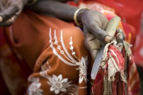 LUTA CONTRA A MUTILAÇÃO GENITAL FEMININA PREMEIA TRÊS ASSOCIAÇÕES