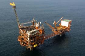 PRODUÇÃO DE PETRÓLEO CAI 1,3% INDICANDO QUE CORTE DA OFERTA ESTÁ A FUNCIONAR – OPEP