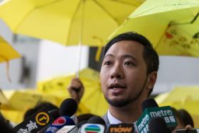 SETE POLÍCIAS DE HONG KONG CONDENADOS A DOIS ANOS DE PRISÃO POR AGRESSÃO A MANIFESTANTE