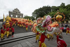 REGIME DE AQUISIÇÃO DE BENS E SERVIÇOS PÚBLICOS DE MACAU “MUITO PERMISSIVO” — ANTIGO JUIZ