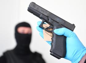 PSP SUSPENDE DE FUNÇÕES DOIS AGENTES APÓS EXTRAVIO DE 50 ARMAS