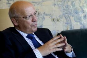 MNE PORTUGUÊS EM ANGOLA PARA PREPARAR “VISITA AO MAIS ALTO NÍVEL”