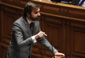 CGD: CDS-PP AVISA CENTENO DAS “CONSEQUÊNCIAS PENAIS” DE MENTIR AO PARLAMENTO